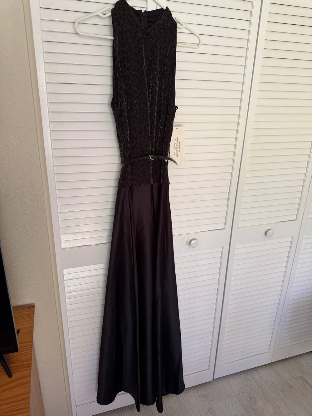 NWT Susan Roselli Halter-Style Evening Gown w Sparkle Animal Print Bodice, 8